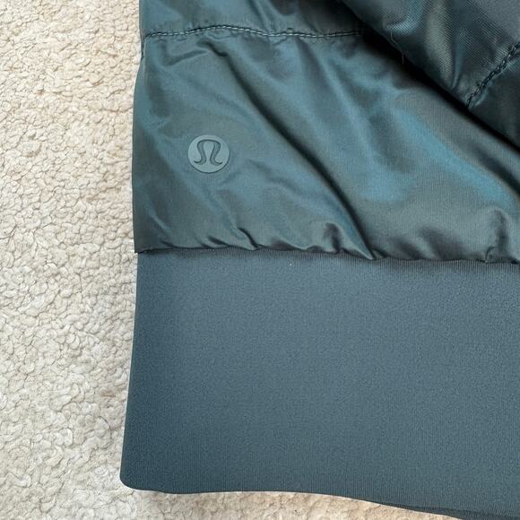 Lululemon Athletica Reversible Non-Stop Bomber Jacket Blue/Green Size 8 - Picture 5 of 6